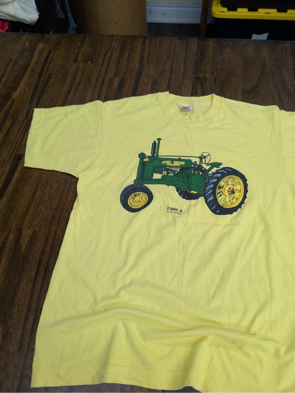 John Deere Tractor T Shirt Fruit of the Loom Vintage Size L